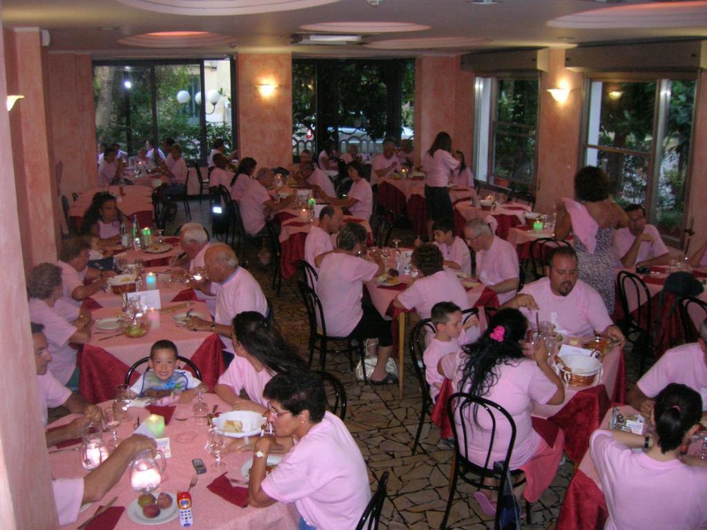Hotel Bolognese 벨레지아아지마리나 외부 사진