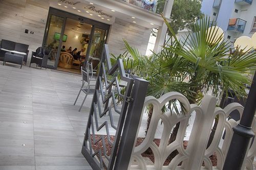 Hotel Bolognese 벨레지아아지마리나 외부 사진